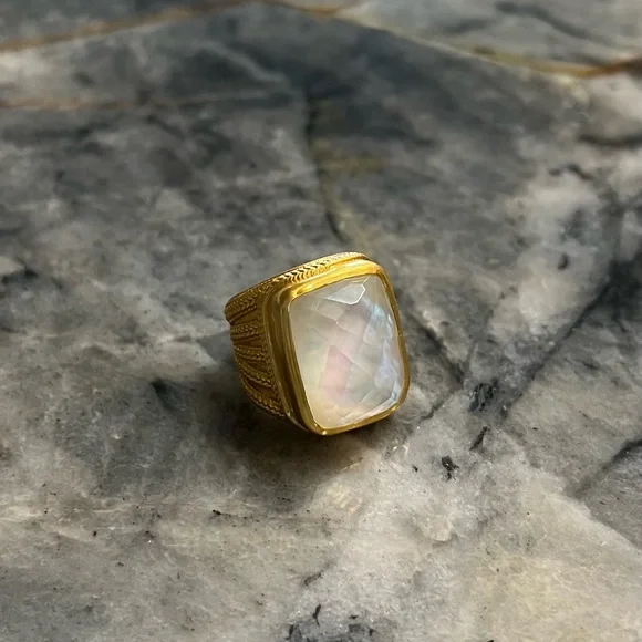 JULIE VOS Gold and White Women's Ring - Picture 2 of 12